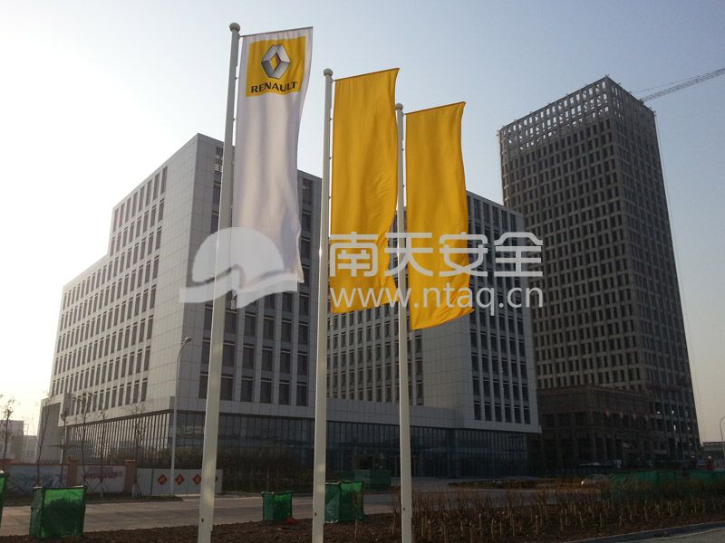 雷诺4S店(图1)
