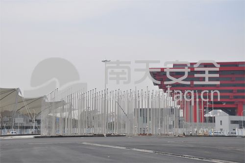 南天铝合金旗杆亮相上海世博会(图1)